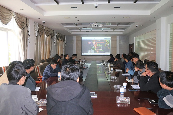 集团党委副书记、、、工会主席王鑫到天井煤矿开展清静生产大检查