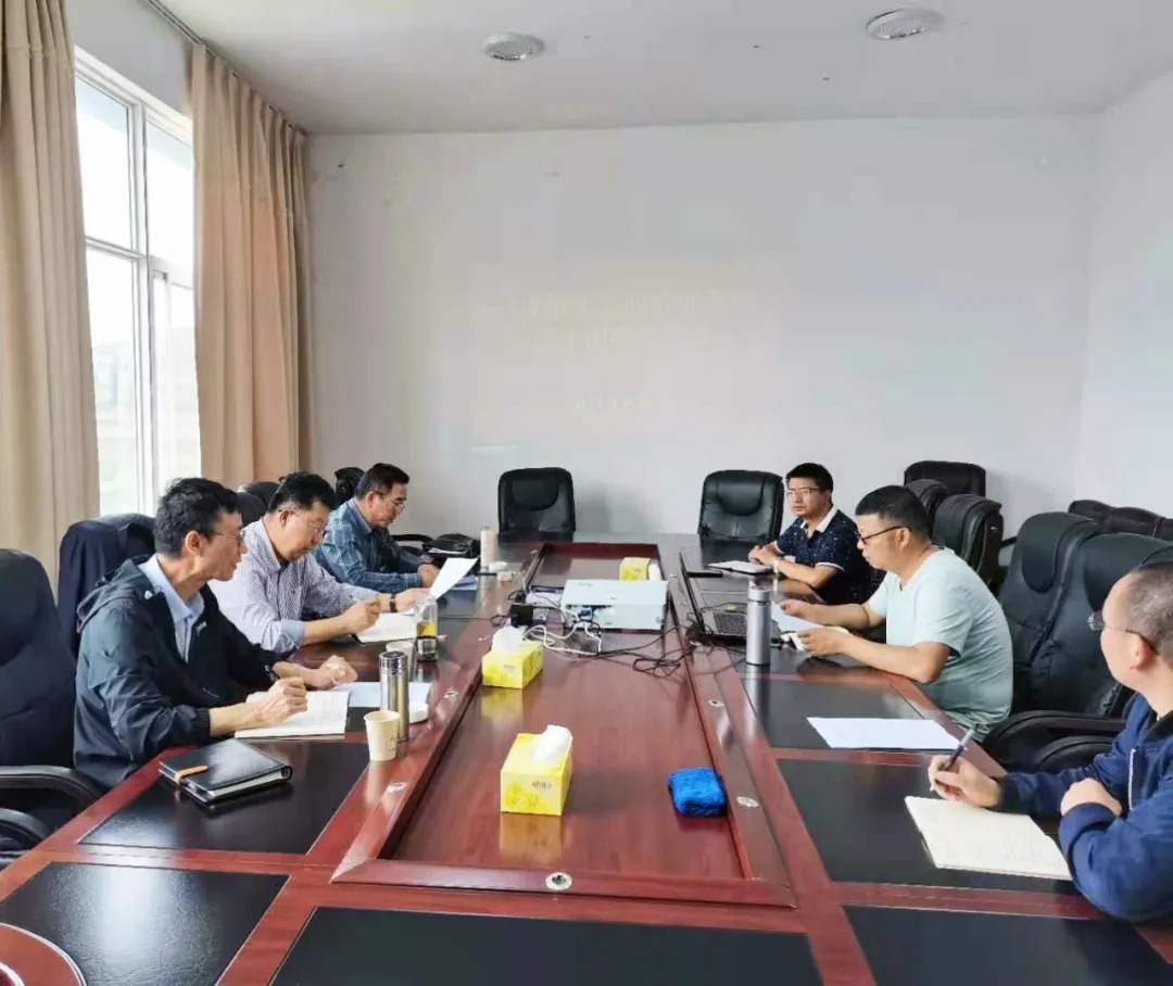 云煤集团专职外部董事寸延峰、、孔君赴云南东源罗平东城煤矿有限公司调研