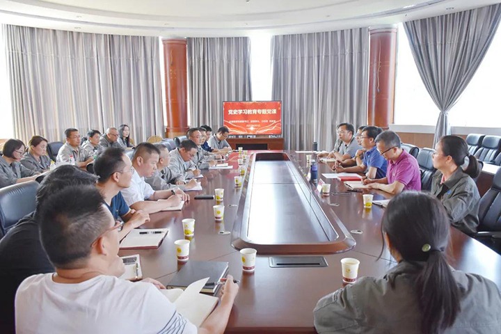 集团党委副书记、总司理高建嵩深入曲煤焦化挂钩联系支部教学党史学习教育专题党课