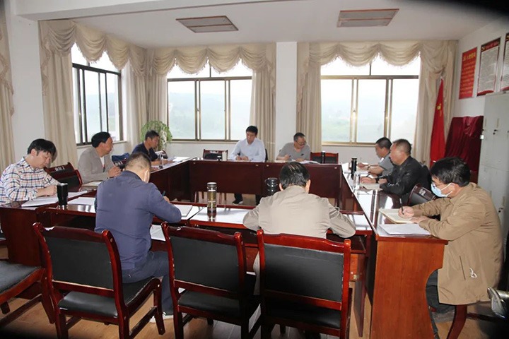 【专项行动】集团党委副书记、、工会主席王鑫到后所煤矿公司、、东源恒鼎公司、、东源救援队指导专题民主生涯会