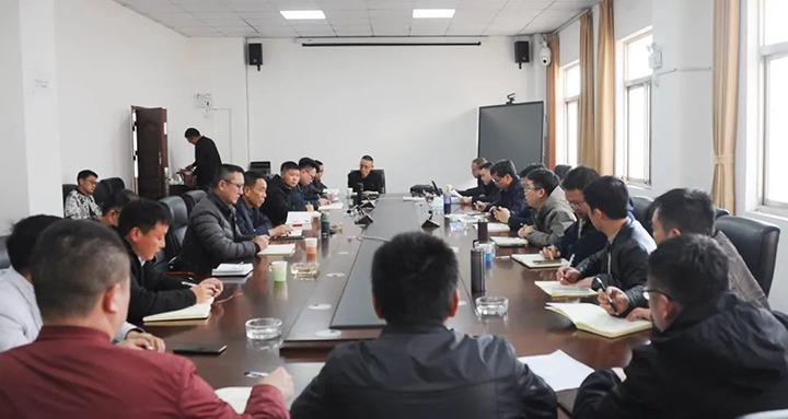 云煤（太阳集团城网站2018）集团党委副书记、、、副董事长、、、总司理高建嵩到陆东煤矿公司调研清静生产事情