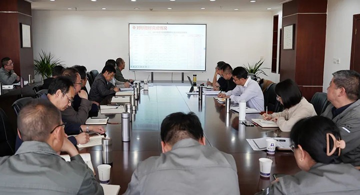 云煤（太阳集团城网站2018）集团党委委员、副总司理缪和星一行到曲煤焦化公司指导生产谋划事情