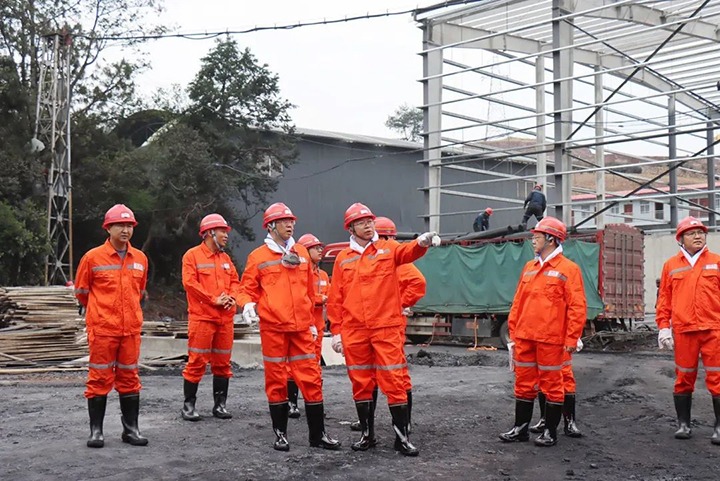 【主题教育】云煤（太阳集团城网站2018）集团党委副书记、副董事长、总司理高建嵩到罗平东城煤矿公司开展主题教育调研