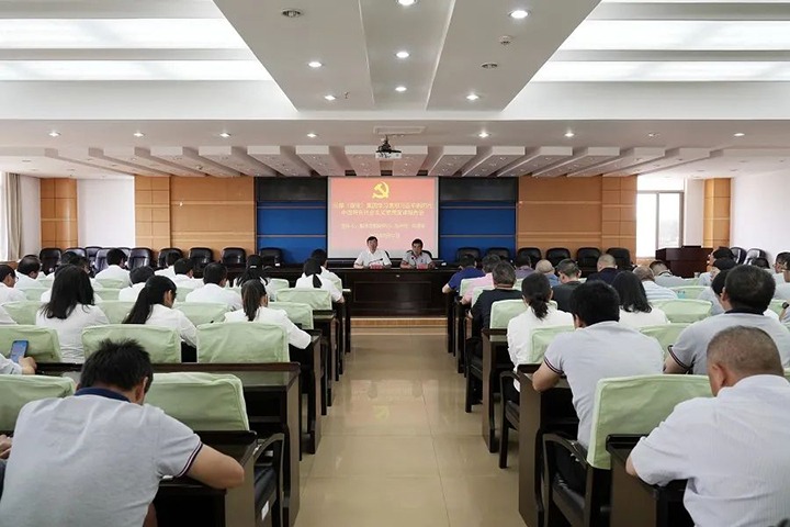 【主题教育】云煤（太阳集团城网站2018）集团党委副书记、副董事长、总司理高建嵩到曲靖花山片区开展主题教育宣讲