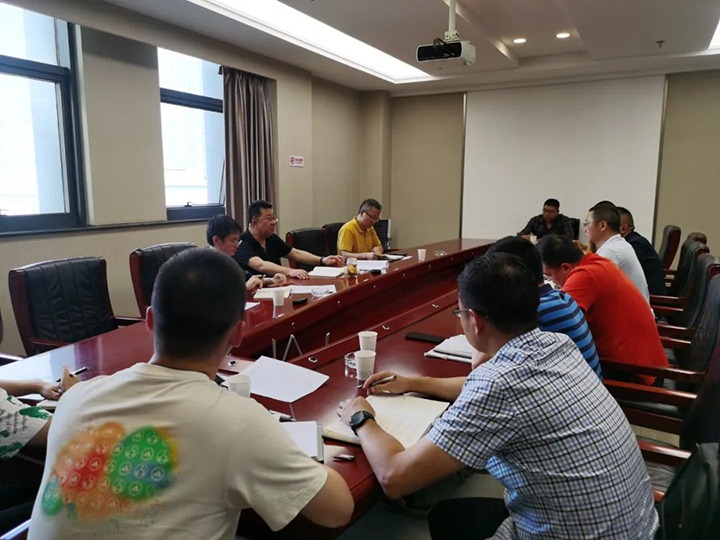 【下层调研】集团专职外部董事寸延峰到集团生产手艺部、、、谋划治理部和战略投资治理部调研指导事情