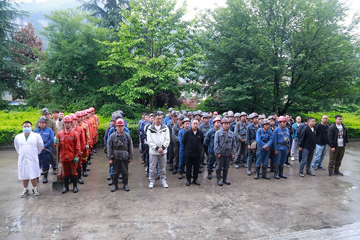 以“演”促防，，以“练”备战丨威信煤炭公司睁开2024年雨季“三防”应急演练