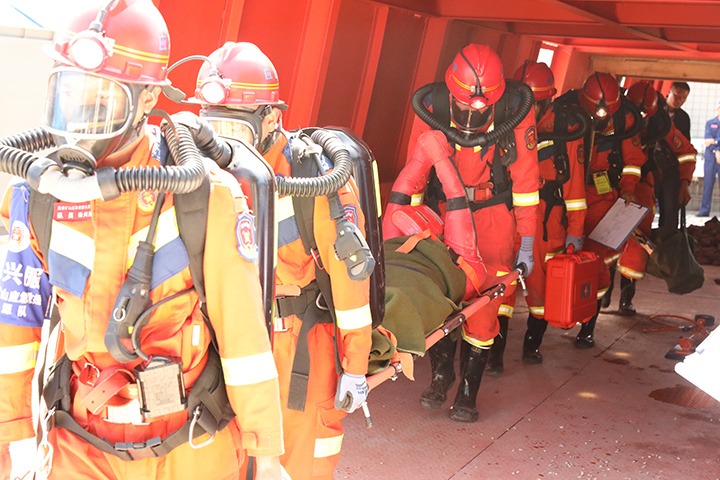 东源队“橙”风破浪创佳绩 斩获全省3桂冠、、、个人万能前6