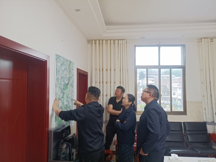 云煤集团党委委员、财务总监莫晓丹一行到顺源煤矿调研