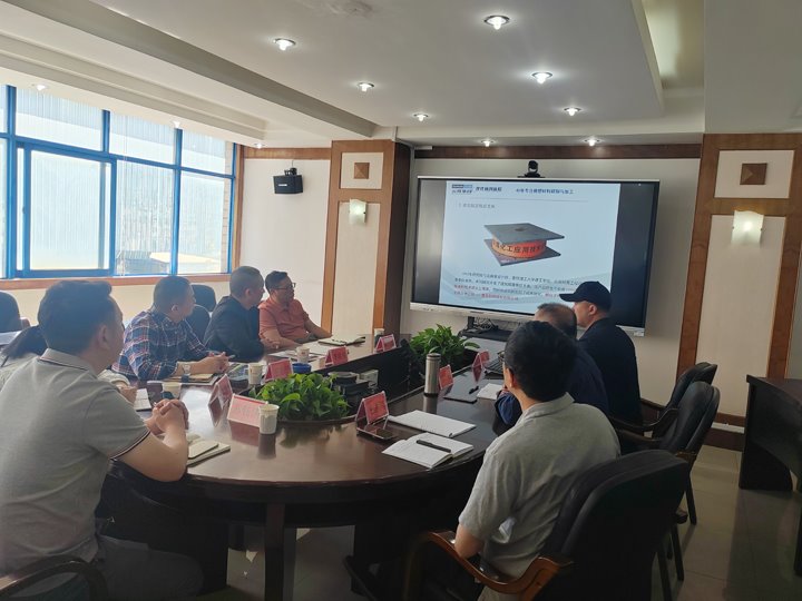 云南省科学手艺院到弹性体立异院调研