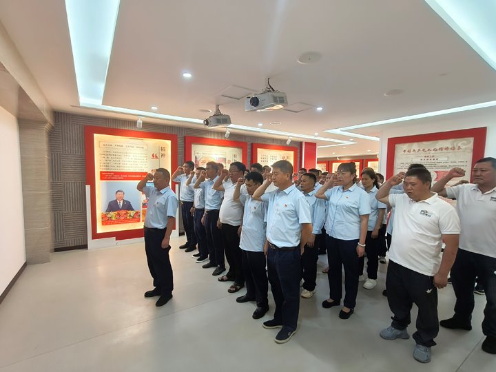 四角地煤矿、天井煤矿党总支联合开展“红色教育+警示教育”主题党日活动